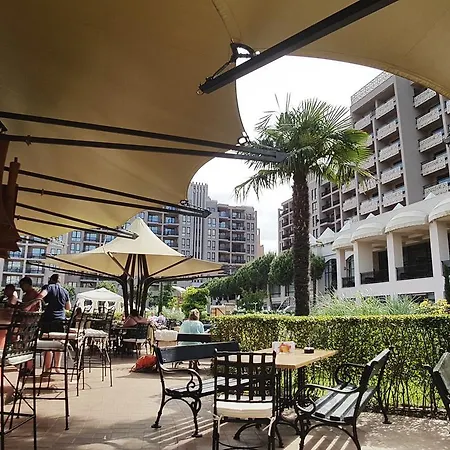 Barcelo Seaview Апартаменти *